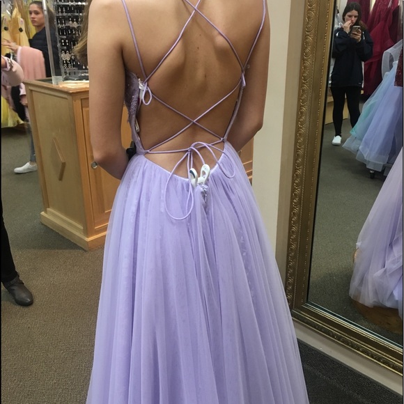 Meet your Posher, Megan - Picture 6 of 8